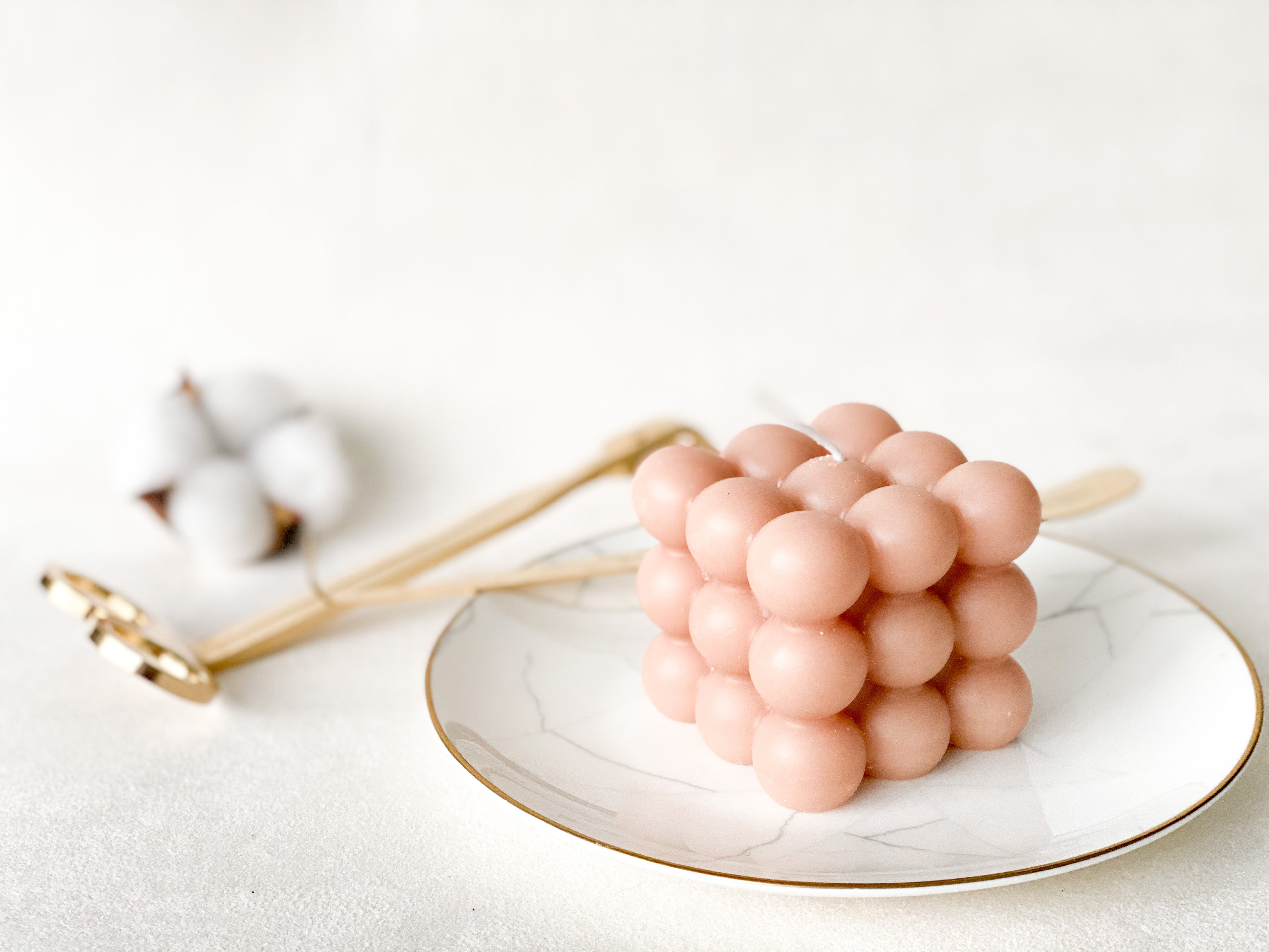 Bubble Cube Candle with Floral Scent