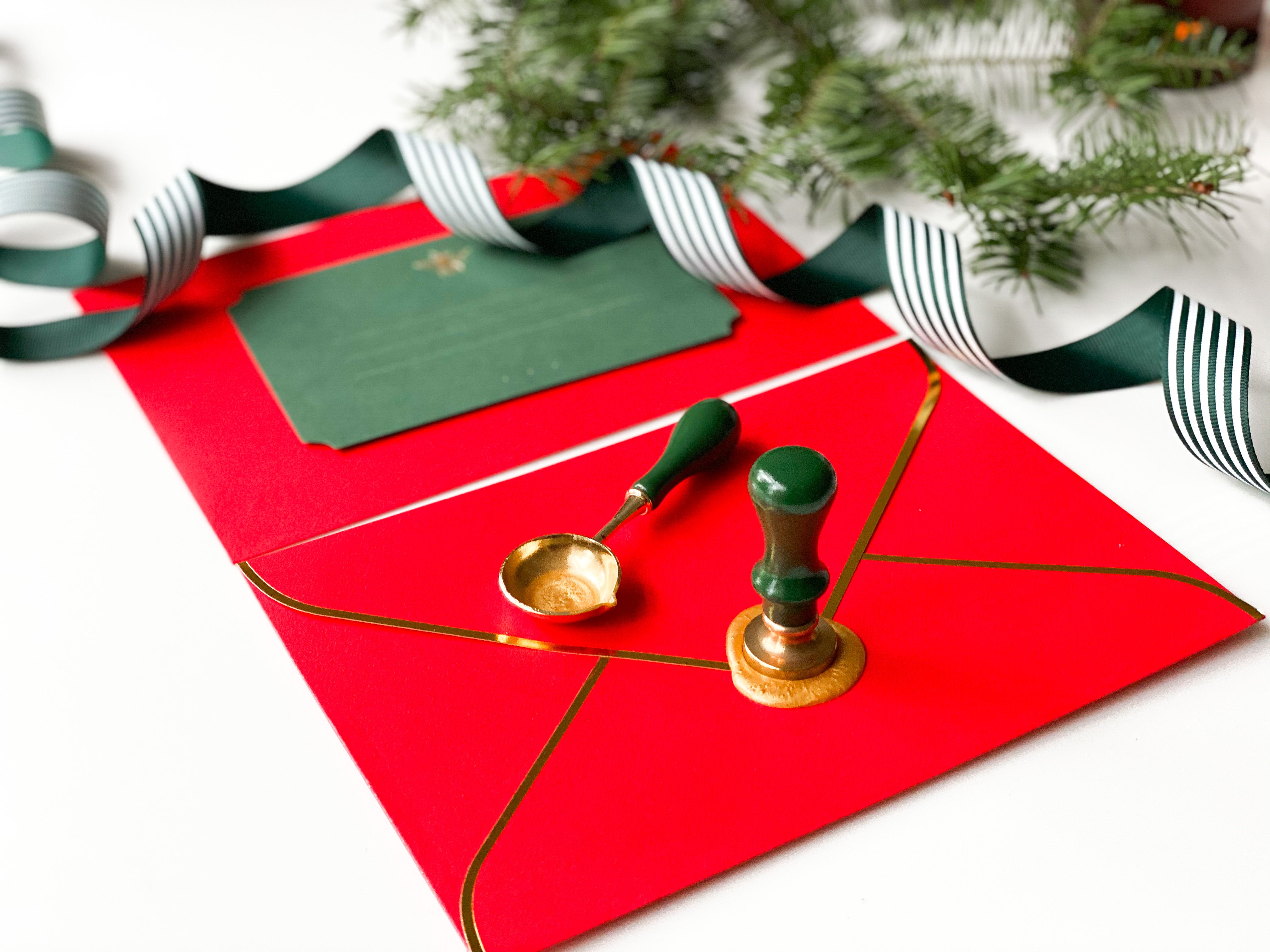 Red & Gold Holiday Envelope