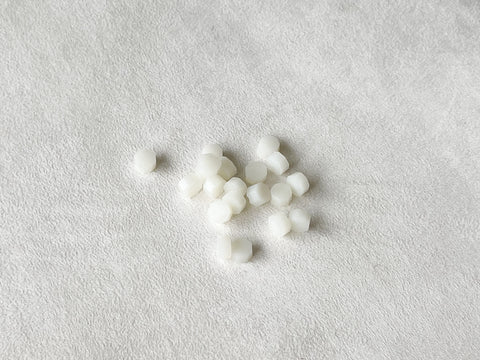 Clear White Wax Beads (50/100/200 beads)